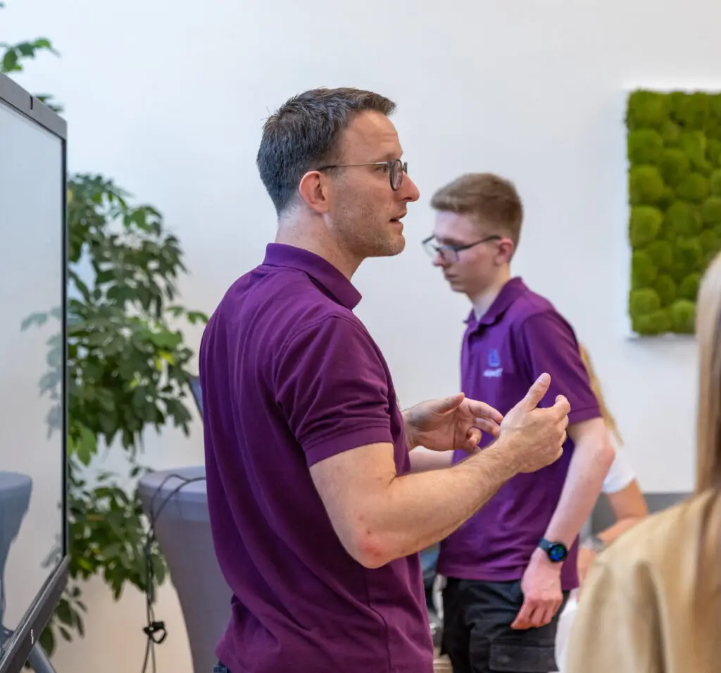 Christian Freese Vortrag KI Einführung Unternehmen EWV Copilot Event